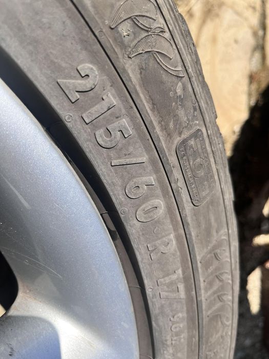 Алуминиеви джанти с гуми 215/60 R 17