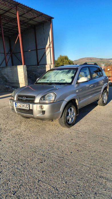 Hyundai tucon 20004
