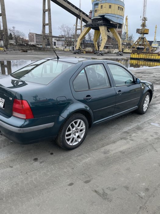 VW Bora 1.6 105 к.с.  EDITION