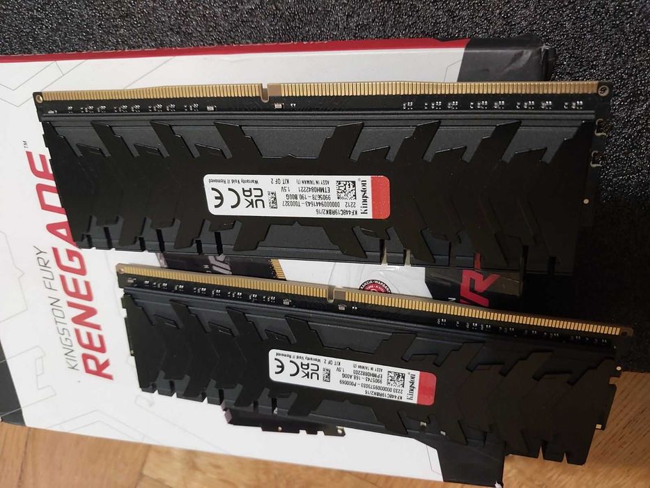 16GB 4800Mhz CL19 DDR4 - Kingston Fury Renegade