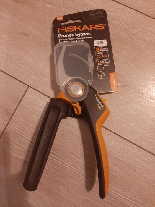 Foarfeca fiskars p961