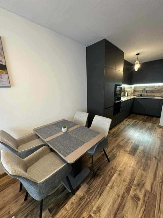 Дава се под наем Двустаен апартамент в Пловдив, Южен - 75 кв.м за 458.49 € - Снимка #1