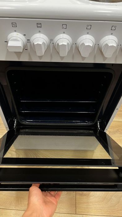 Продам электроплиту