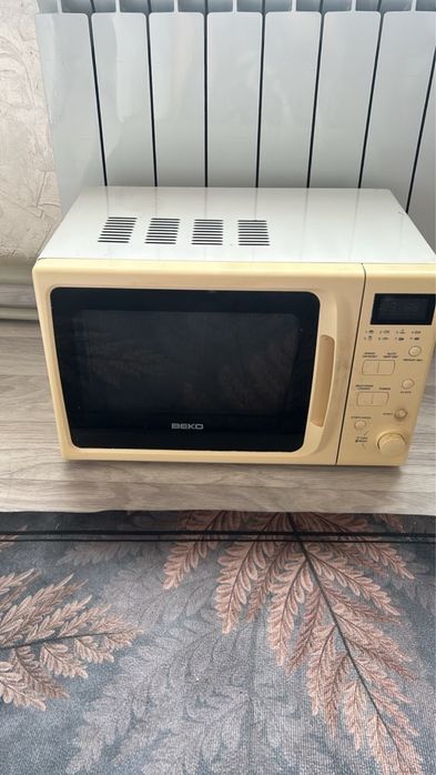 Продам микроволновую печь BEKO