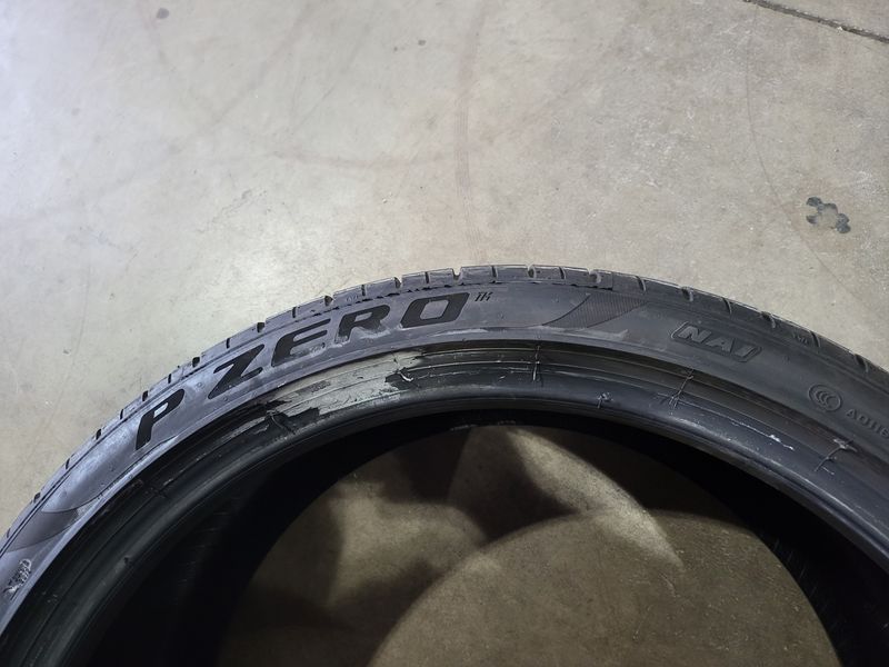 315/30/21//255/35/20 PIRELLI