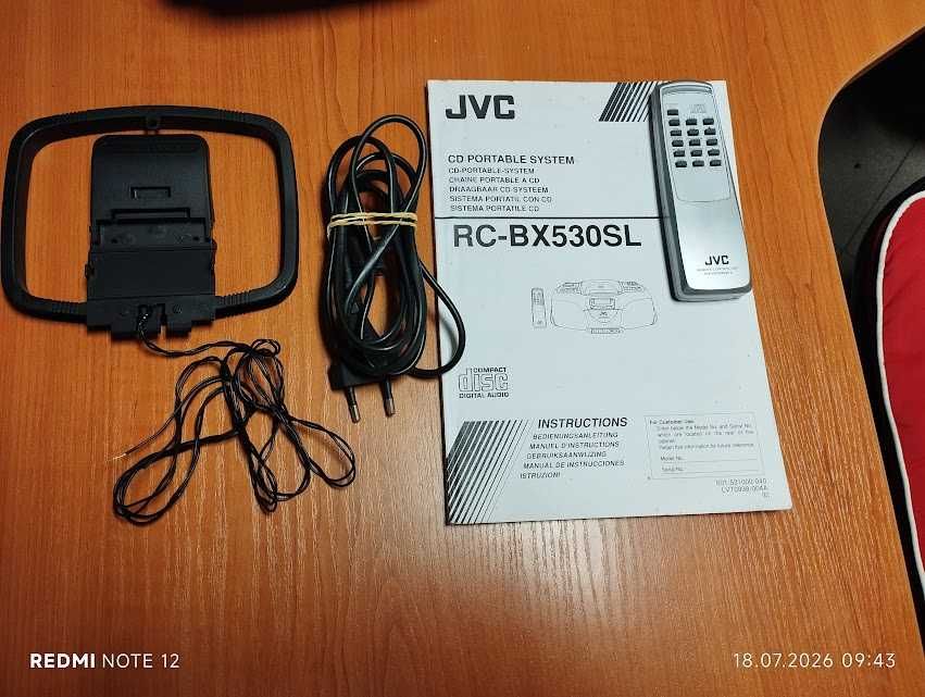 радиокасетофон + CD JVC RC-BX 530SL
