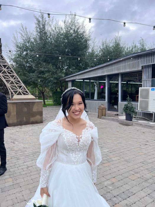 Свадебное платье