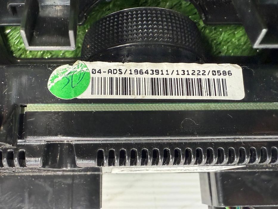 PANOU COMANDA CLIMA SKODA OCTAVIA 3 1.6 DIESEL 2015 COD OEM 5E0907044F 2013-2016