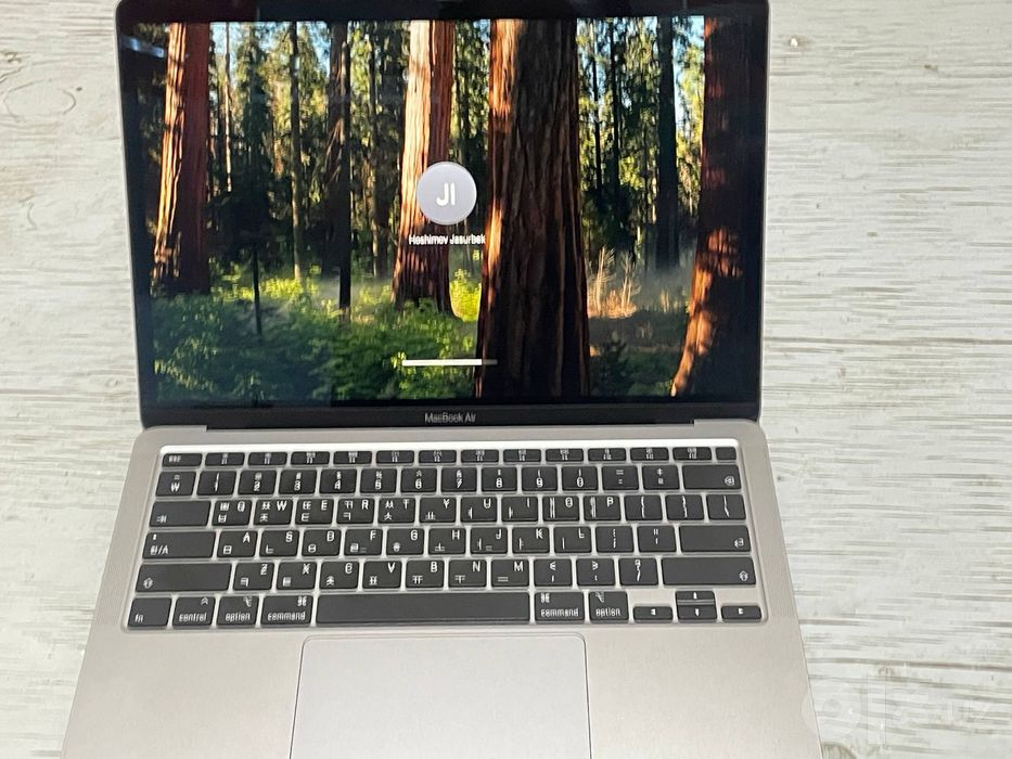 Macbook Air 2020