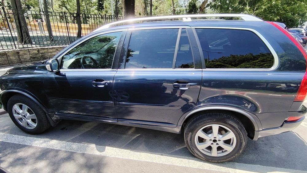 Vand Volvo XC90, 2013, 2.4 TDI, 7 locuri- starea tehnica excelentă.