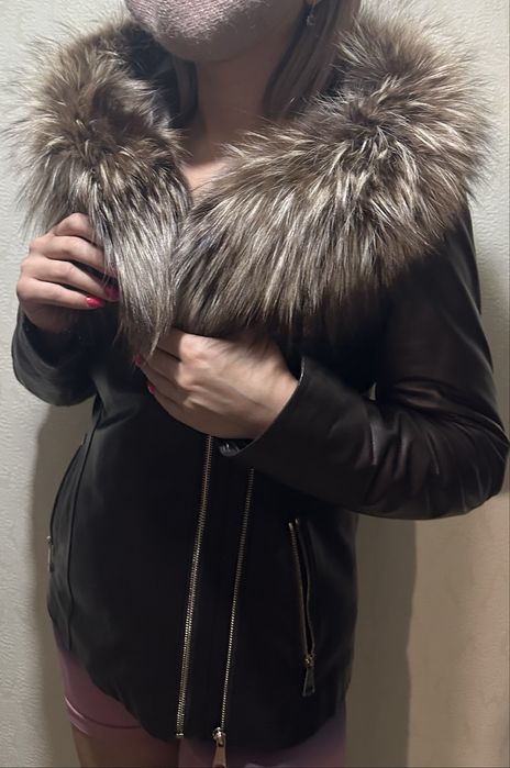 Продам кожаную куртку