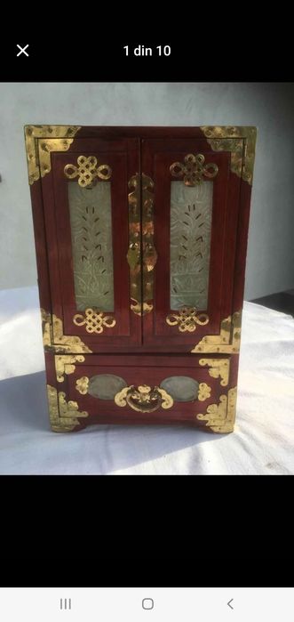 Dulapior pentru Bijuterii