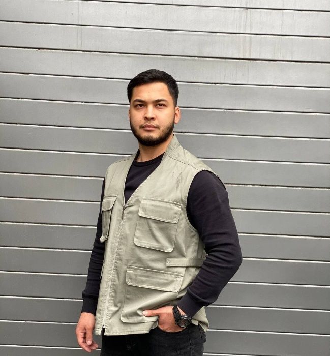 Спецодежда жилетка со множество карманами