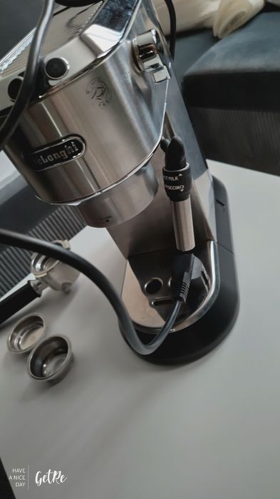 Кафе машина DeLonghi Dedica