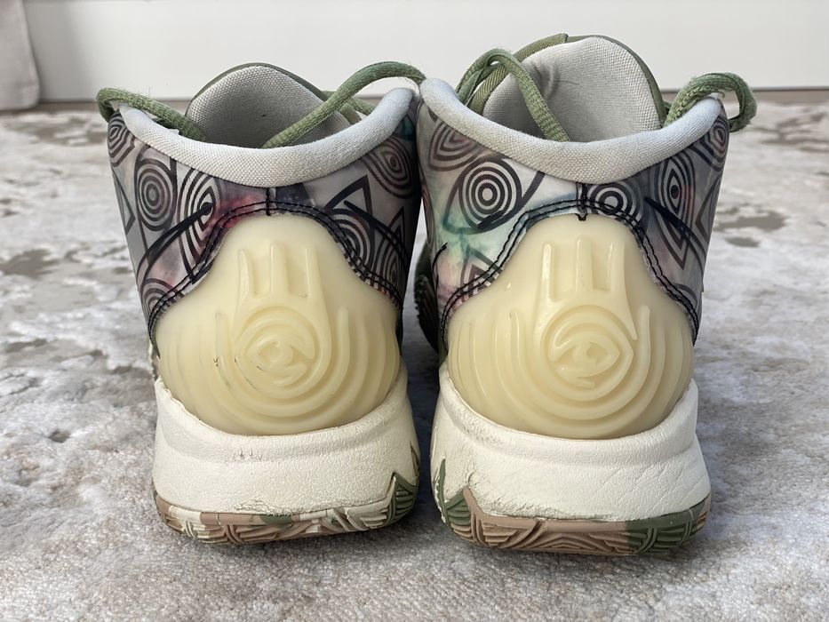 Продам kyrie irving 6