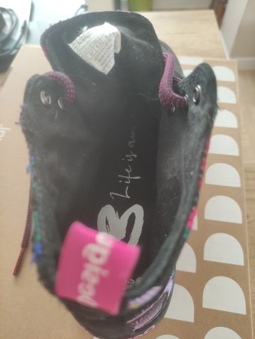 Сникърси на платформа Desigual