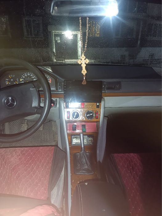 Мерседес на подром ходу