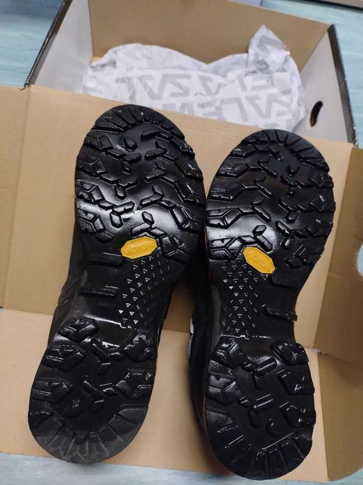 Tуристически обувки SALEVA