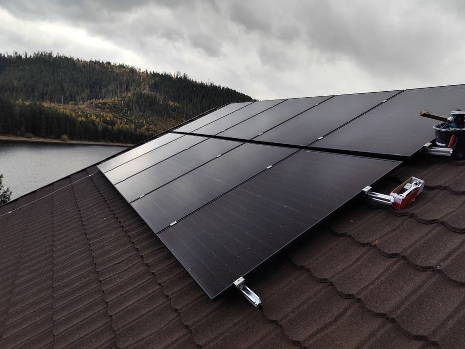 ELECTRICIAN, Intervenții Rapide și Montaj Sigur