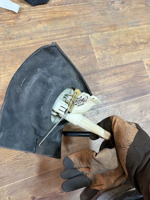 Датчик топлива уровень бензина w202