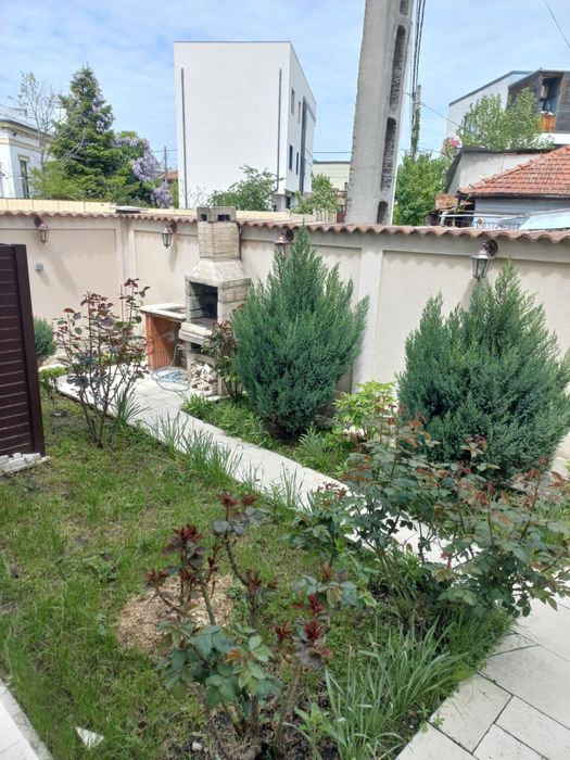 Închiriez apartament in vila, ultracentral in Craiova