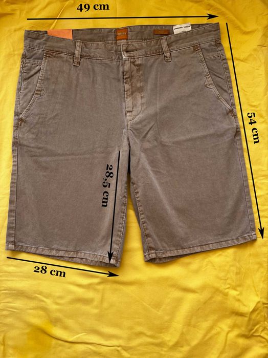Pantaloni scurți HUGO BOSS – Slim Fit, Mărimea 54 (EU)