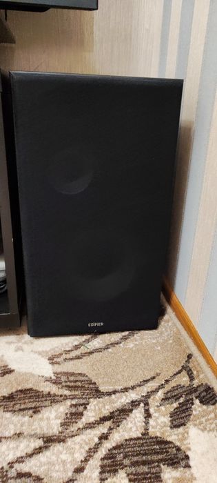 Продаю Edifier r2800 в идеальном состоянии.