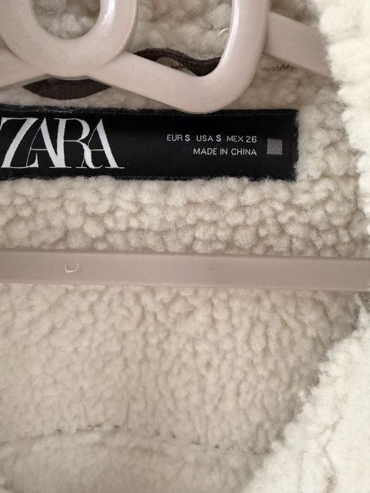 Елек в кафяво ZARA