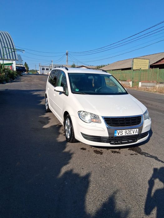 Autoturism vw touran