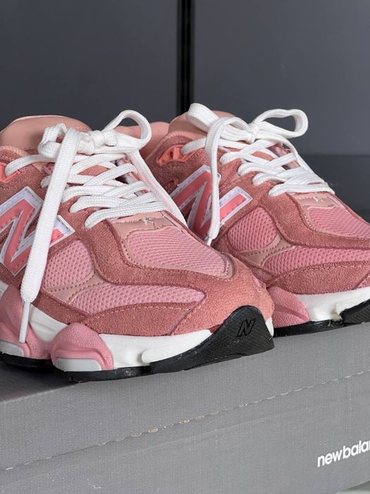 New Balance 9060