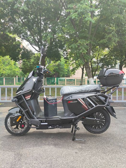 Новый скутер в упаковке аккумулятор железных асфат