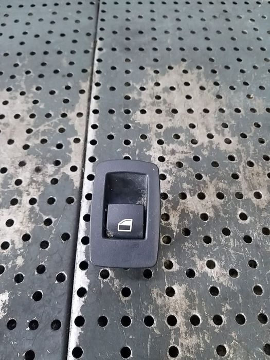 Buton geam electric stanga spate bmw seria 1 f20 920810603