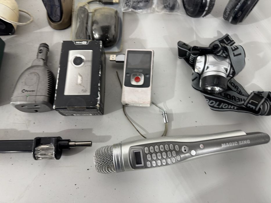 Камера, слушалки, микрофон и др - Лот Б-10