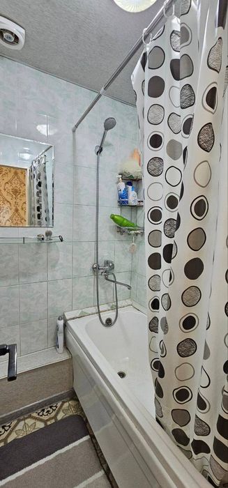 4 xonali uy sotiladi