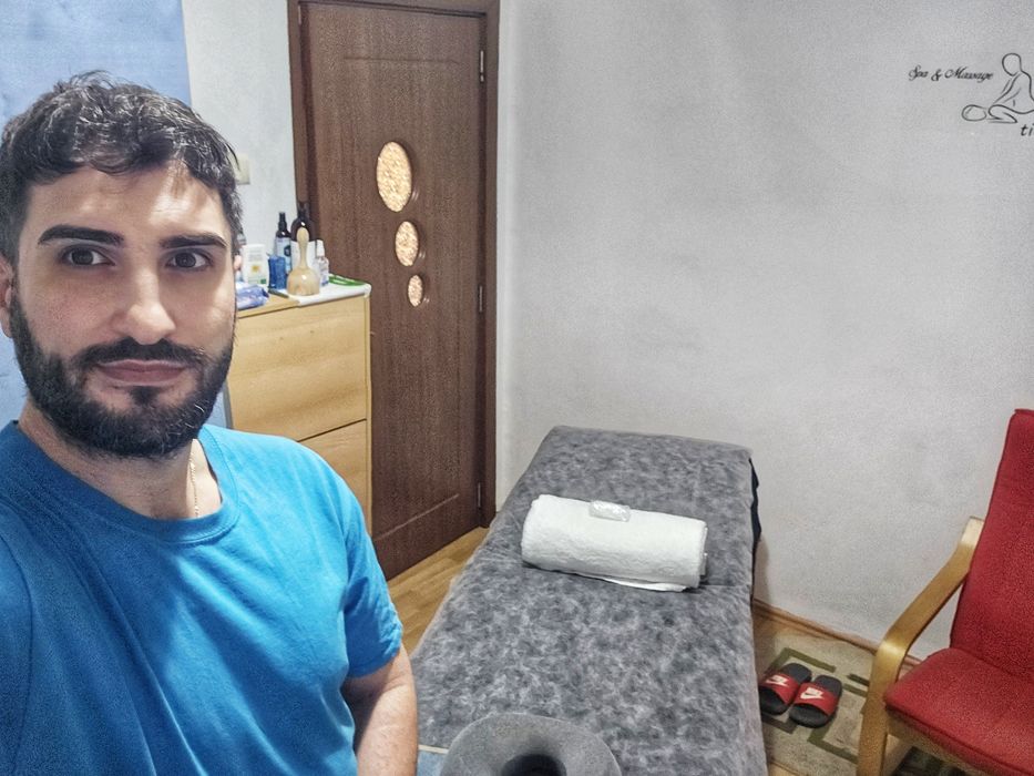 Masaj la domiciliu de relaxare-cadou (facial și reflexo )
