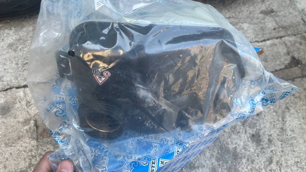 Бачок омывателя w211