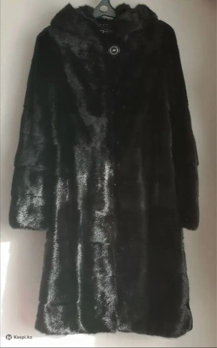 Продам норковую шубу