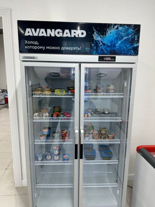 Продам витринные морозильники и лари для магазина