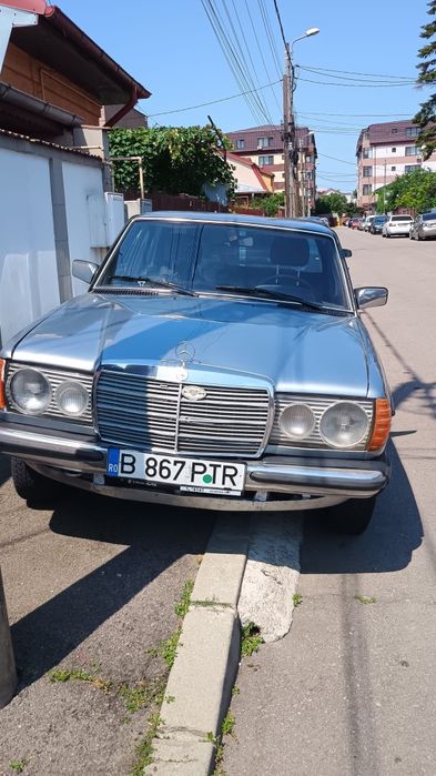 Mercedes Cobra 123 limuzina