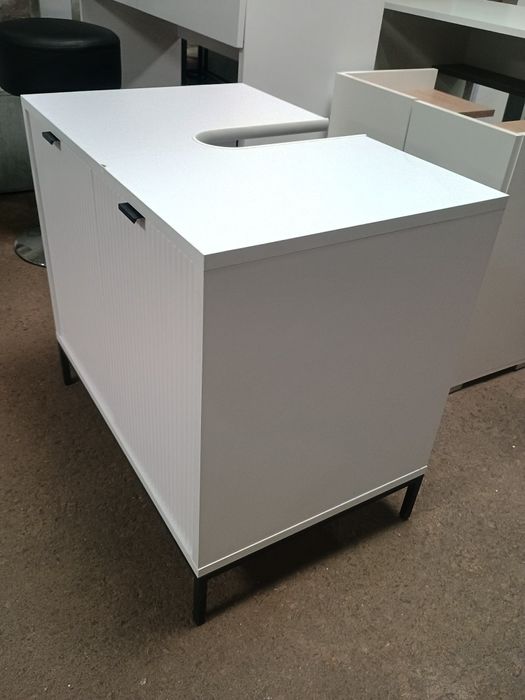 Голям шкаф за подмивка