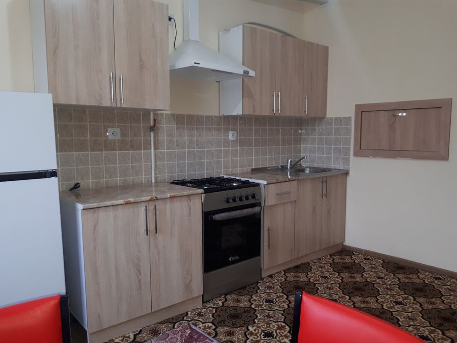 Qorasuvda 56 kvadrat uy srochna sotiladi