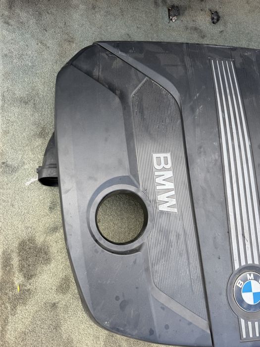 Оригинален капак за двигател с КУТИЯ ЗА ВЪЗДУШЕН ФИЛТЪР – BMW N47 (184 к.с.)