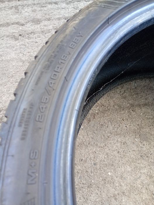 Всесезонни 4бр.245/40/19 Goodyear Vector 4S dot3721