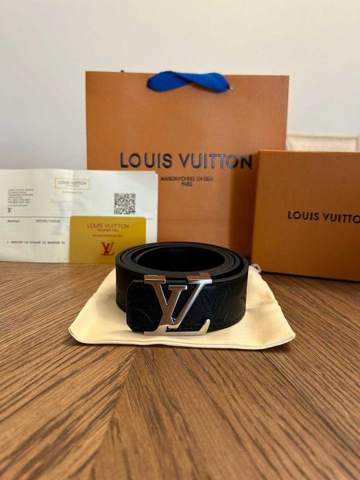 Curea Louis Vuitton Monogram Shadow Black – Silver Buckle Edition
