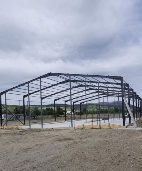 Vând hale metalice pe comandă