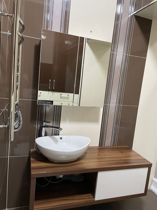 Раковина, тумба, айна, смеситель