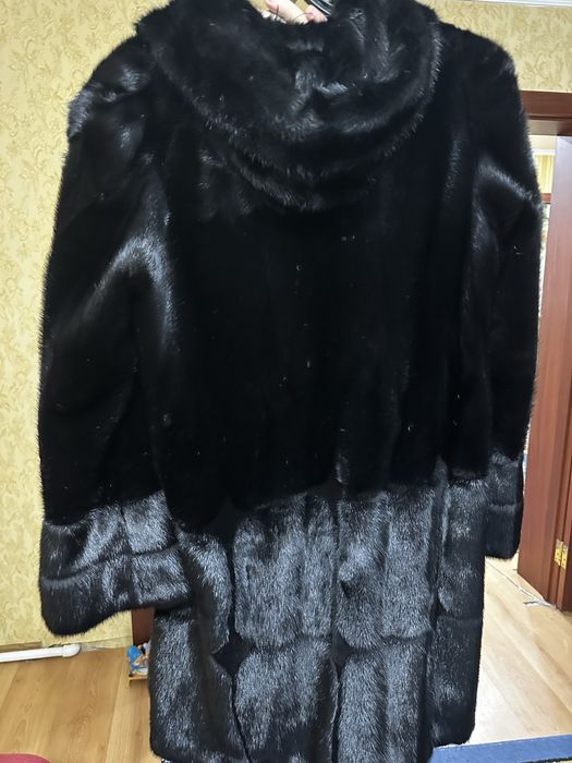 Продам норковую шубу