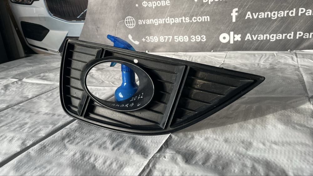 Дясна основа за халоген Seat Alhambra 2011-