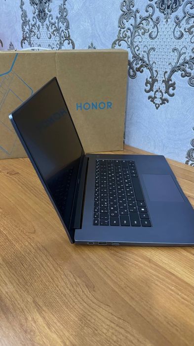 Ноутбук Honor 15