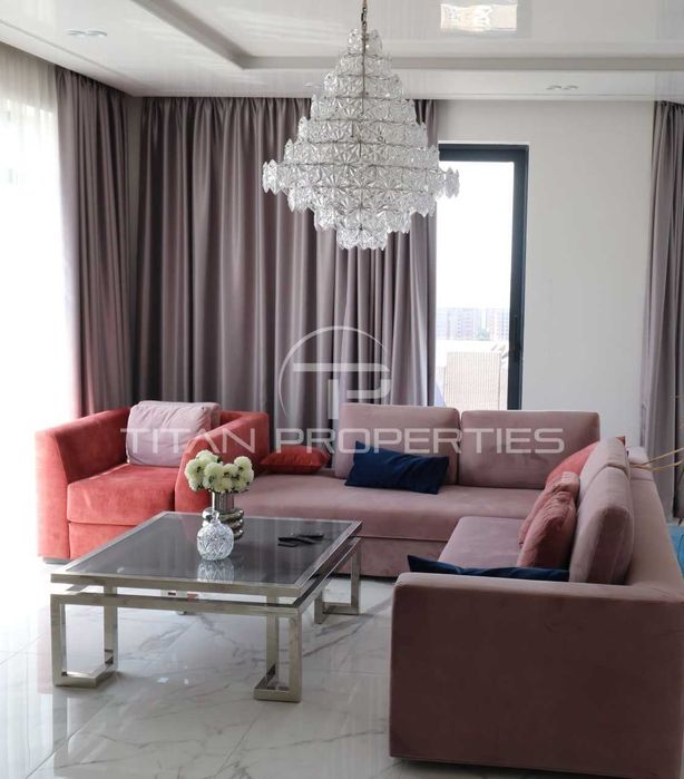 Продава се Многостаен апартамент в Пловдив, Христо Смирненски - 339 кв.м за 2065 €/кв.м - Снимка #1